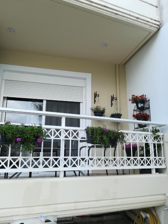 Apartment Ey Zhn Néa Khilí Exterior foto