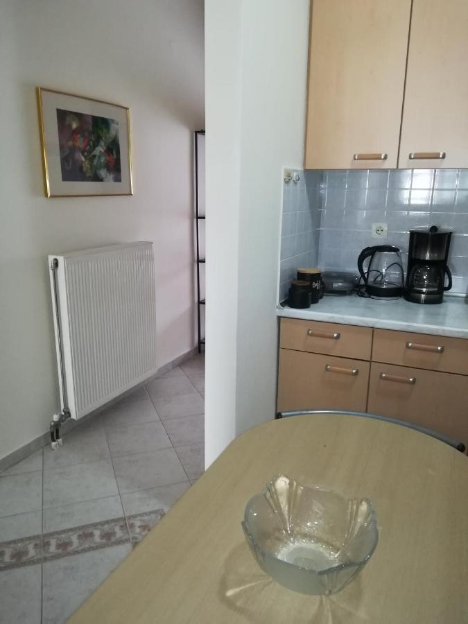 Apartment Ey Zhn Néa Khilí Exterior foto